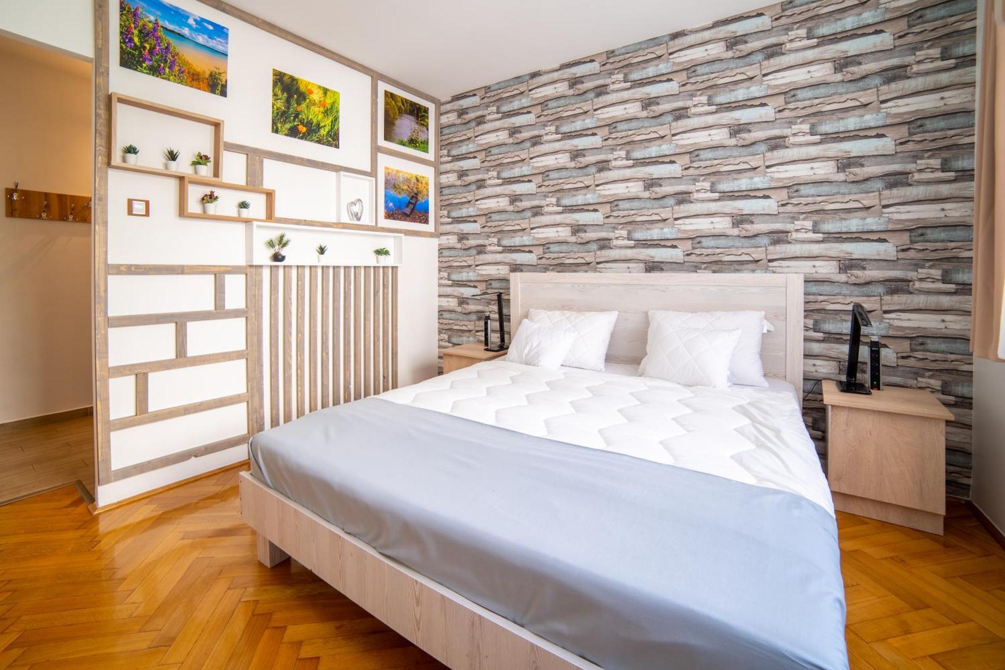 Comfort 14 -- Stylish City Apartment Netflix, Wi-Fi & Parking Miskolc Exteriör bild