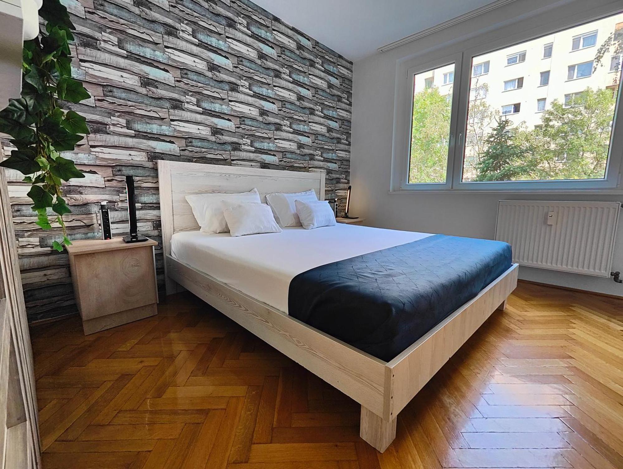 Comfort 14 -- Stylish City Apartment Netflix, Wi-Fi & Parking Miskolc Exteriör bild